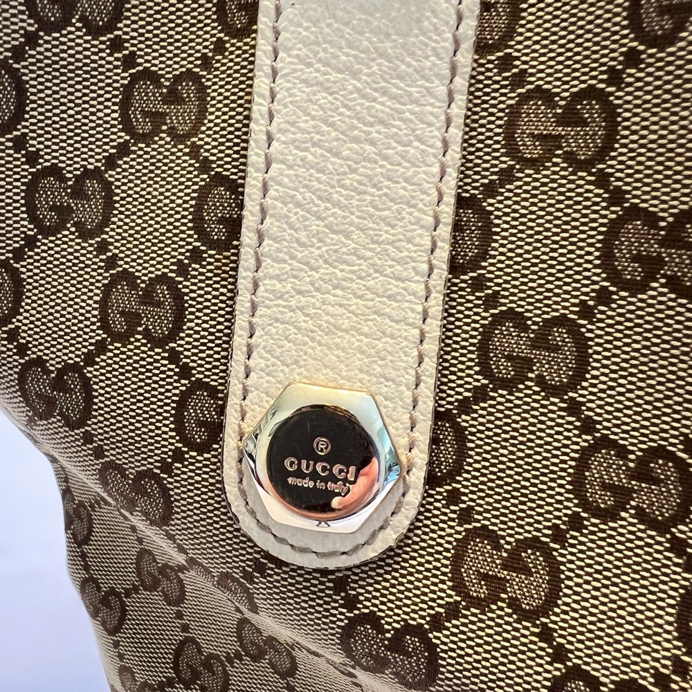 Gucci Eclipse Beige and Brown Tote Bag - Picture 2 of 12